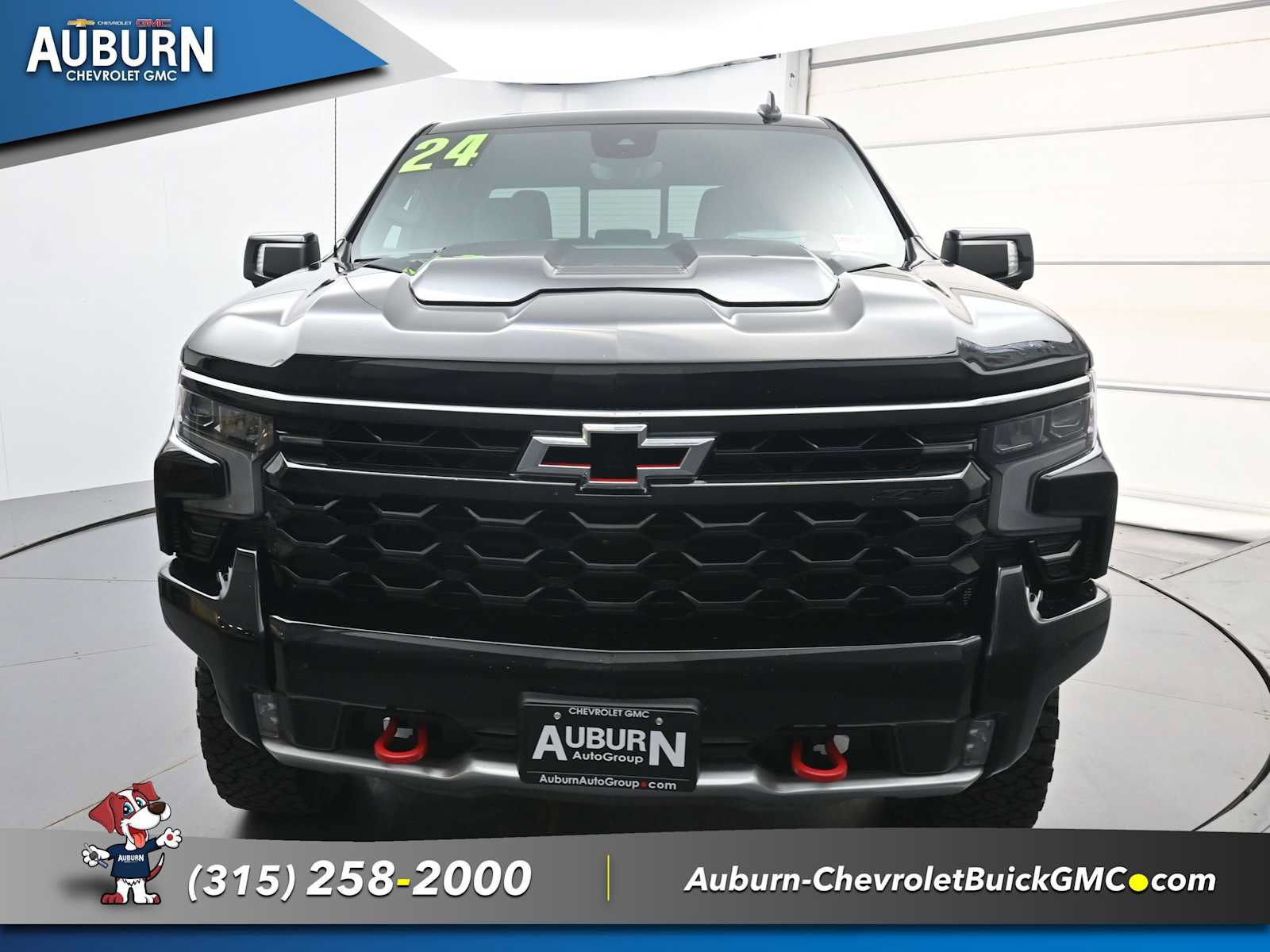 Used 2024 Chevrolet Silverado 1500 ZR2 w/ Technology Package AWD/4WD image 3