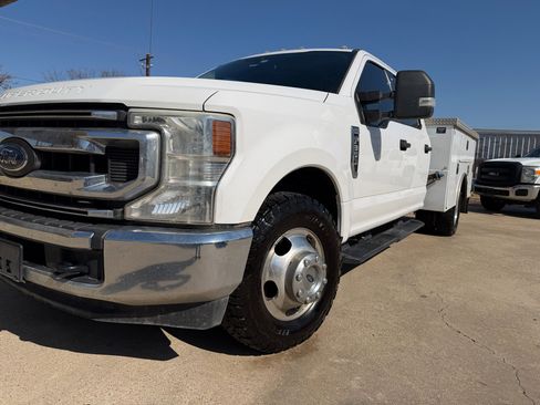 Used 2021 Ford F350 XLT image 9