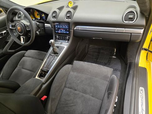 Used 2018 Porsche 718 Cayman GTS RWD image 22