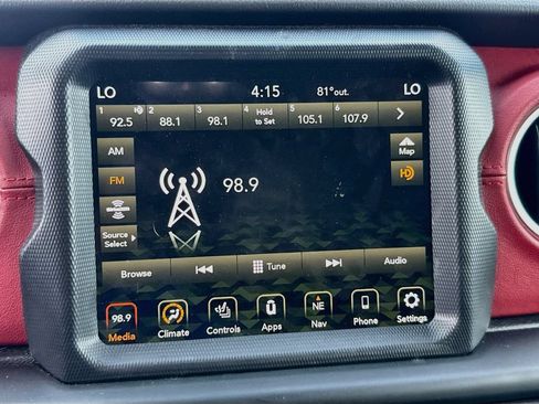 Used 2023 Jeep Wrangler Unlimited Rubicon 4xe AWD/4WD image 16
