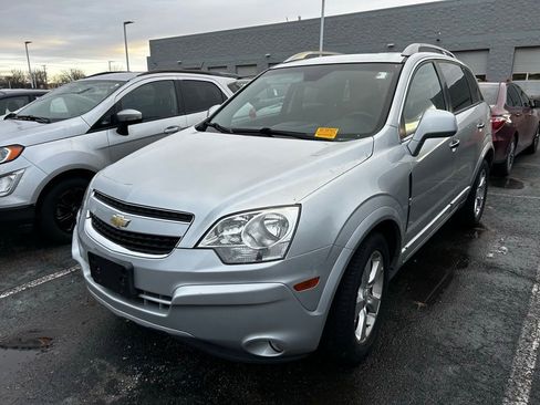 Used 2013 Chevrolet Captiva Sport LTZ image 2