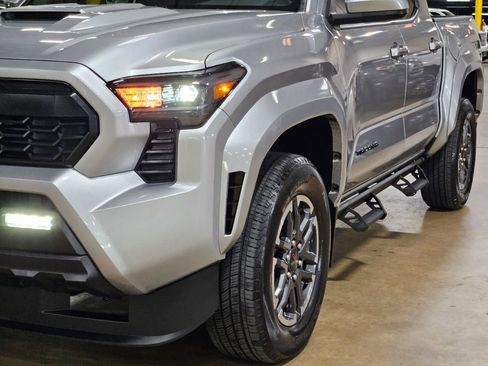Used 2024 Toyota Tacoma TRD Sport RWD image 11