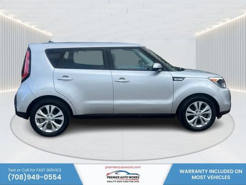Used 2015 Kia Soul + FWD image 8