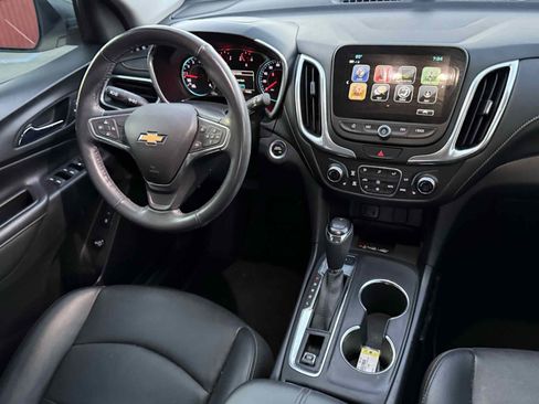 Used 2018 Chevrolet Equinox Premier FWD image 11
