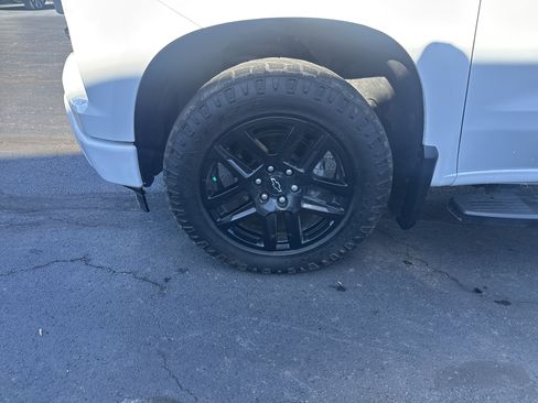 Used 2023 Chevrolet Silverado 1500 Custom w/ LPO, Dark Essentials Package image 11