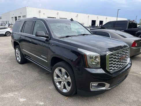 Used 2020 GMC Yukon Denali w/ Denali Ultimate Package AWD/4WD image 13