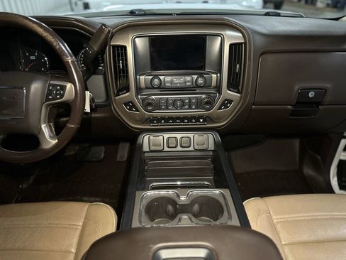 Used 2017 GMC Sierra 2500 Denali w/ Duramax Plus Package image 35