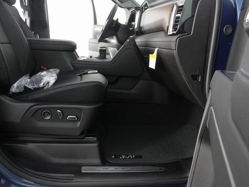 New 2026 GMC Sierra 1500 Denali w/ Denali Reserve Package image 25