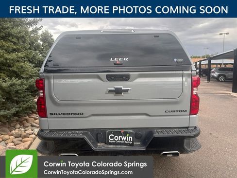 Used 2024 Chevrolet Silverado 1500 Custom Trail Boss w/ LPO, Dark Essentials Package AWD/4WD image 5