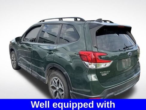 Used 2024 Subaru Forester Premium AWD/4WD image 3