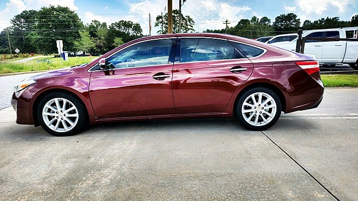 Used 2013 Toyota Avalon Limited FWD image 6