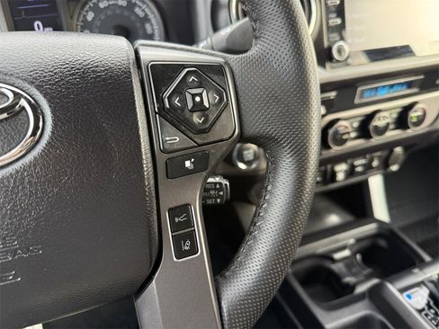 Used 2021 Toyota Tacoma TRD Off-Road w/ Technology Package image 21