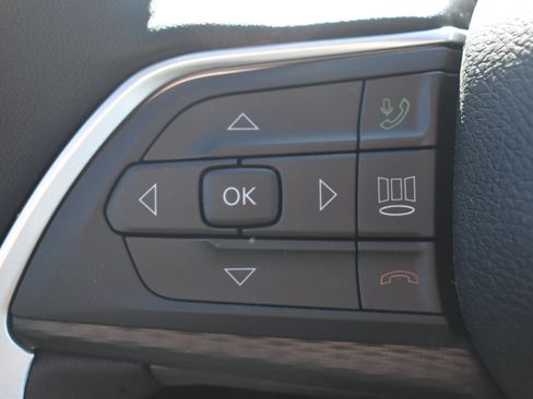 New 2025 Jeep Grand Cherokee L Altitude image 26