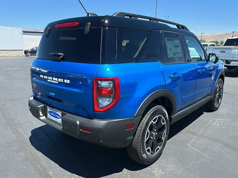 New 2025 Ford Bronco Sport Outer Banks w/ Outer Banks Tech Package+ image 3