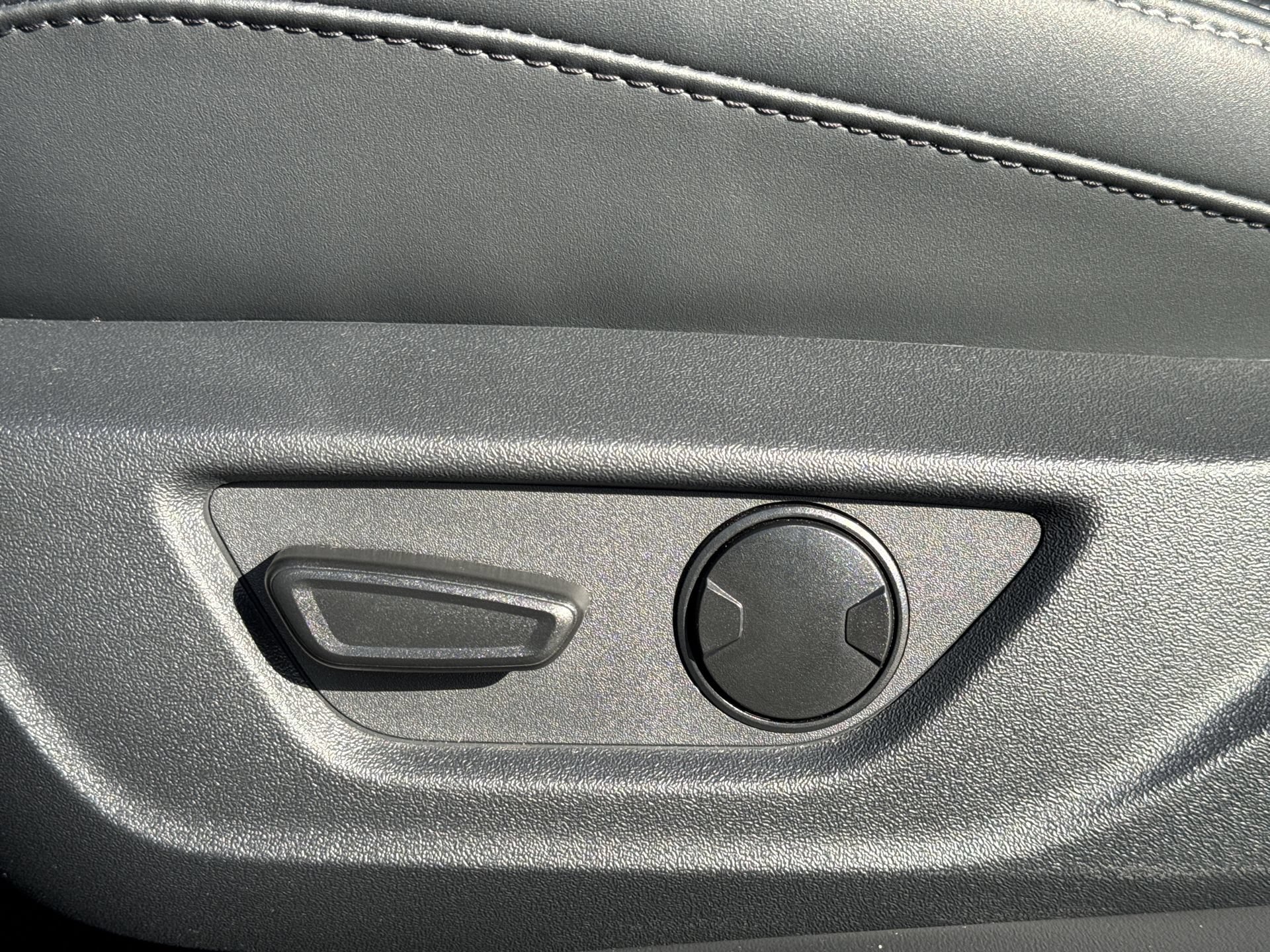 Used 2024 Ford Mustang GT Premium RWD image 12