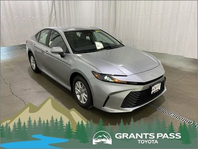 New 2026 Toyota Camry LE w/ Convenience Package