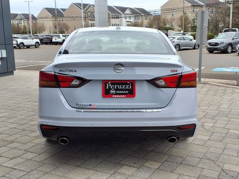 Certified 2023 Nissan Altima 2.5 SR image 4