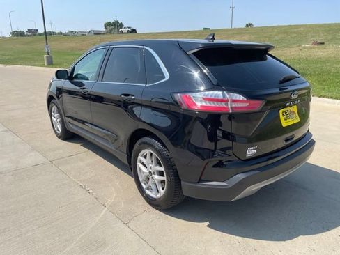 Certified 2024 Ford Edge SEL AWD/4WD image 6