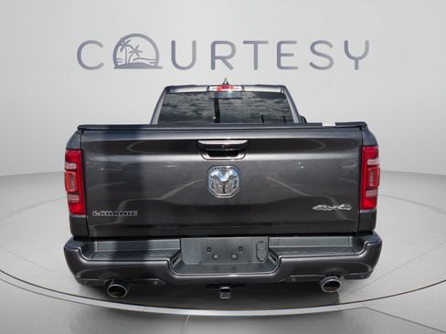 Used 2023 RAM 1500 Laramie AWD/4WD image 4