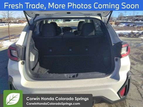 Used 2024 Subaru Crosstrek 2.0i Premium image 7