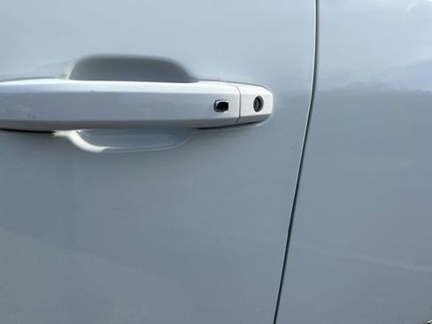 Used 2024 Chevrolet Silverado 2500 LT image 49