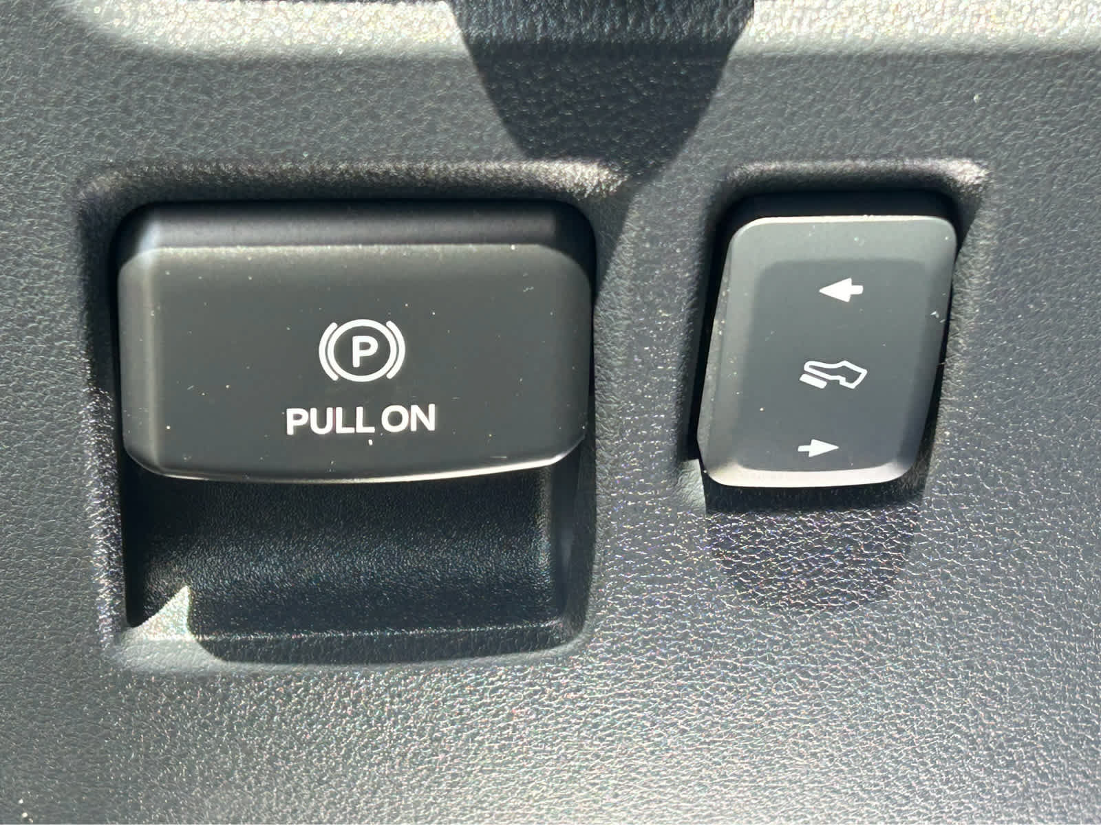 Used 2023 Ford F150 Lariat w/ Equipment Group 502A High AWD/4WD image 26