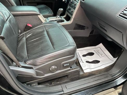 Used 2009 Ford Flex SEL FWD image 12