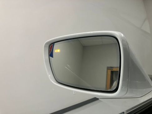 Used 2020 Buick Enclave Essence image 40