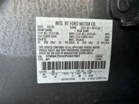 Used 2023 Ford Explorer XLT w/ Equipment Group 202A image 50