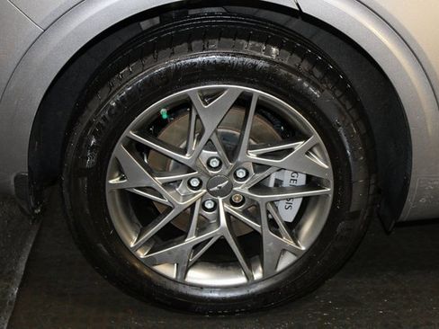 Used 2023 Genesis GV70 2.5T w/ Advanced Package image 33