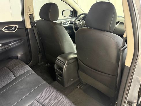 Used 2018 Nissan Sentra SV FWD image 29