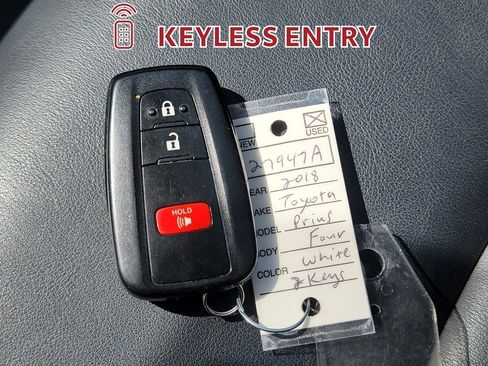 Used 2018 Toyota Prius Four w/ Advanced Technology Package image 34