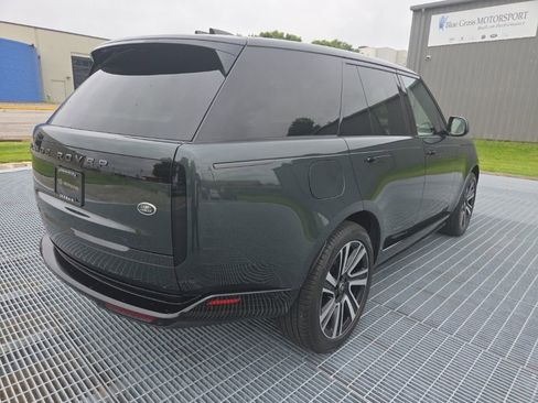 Used 2023 Land Rover Range Rover SE AWD/4WD image 5