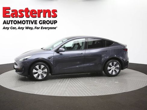 Used 2024 Tesla Model Y Long Range AWD/4WD image 51