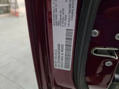 Used 2022 RAM 2500 Big Horn w/ Level A Equipment Group AWD/4WD image 17