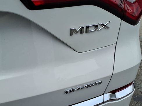 Used 2023 Acura MDX SH-AWD image 18