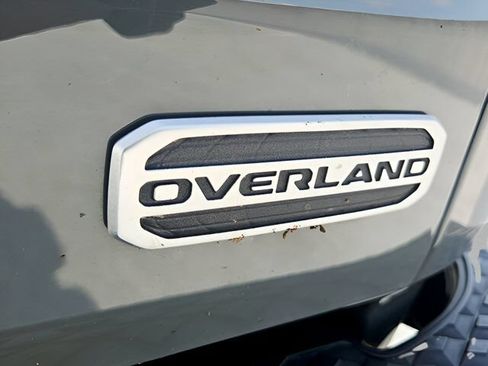 Used 2022 Jeep Gladiator Overland w/ Popular Equipment Package AWD/4WD image 34