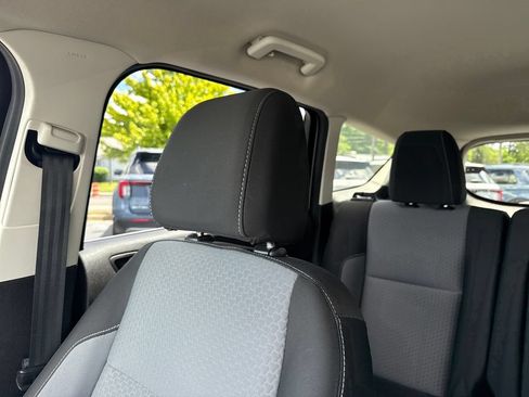 Used 2017 Ford Escape SE FWD image 38
