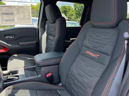 New 2025 Nissan Frontier Pro-X w/ Pro Convenience Package RWD image 24