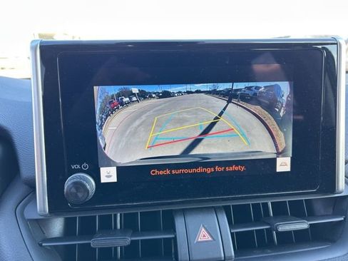 Used 2023 Toyota RAV4 XLE image 15