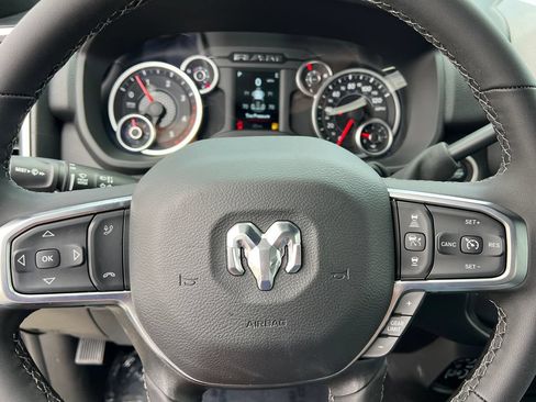New 2026 RAM 2500 Big Horn AWD/4WD image 23
