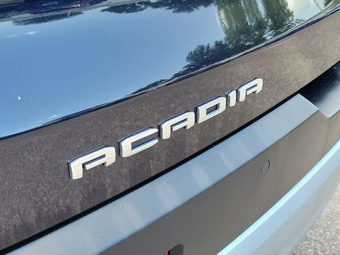 Used 2021 GMC Acadia SLE w/ Driver Convenience Package FWD image 5