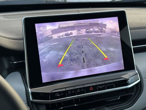 Used 2024 Jeep Compass Limited image 25