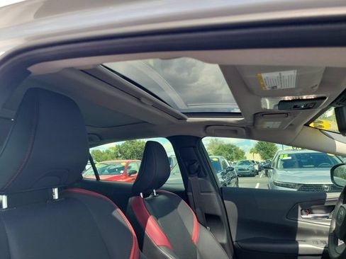 Used 2024 Toyota Prius Prime Premium w/ Advanced Technology Package FWD image 11