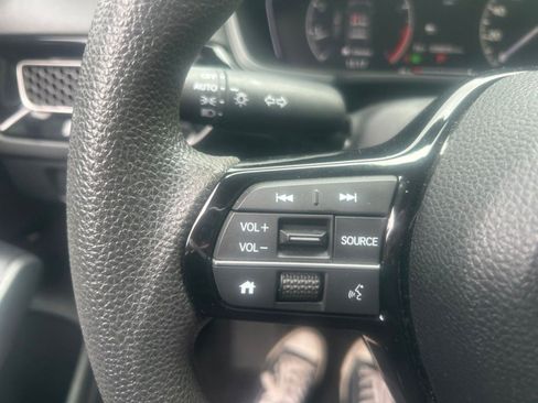 Used 2024 Honda Civic LX image 9