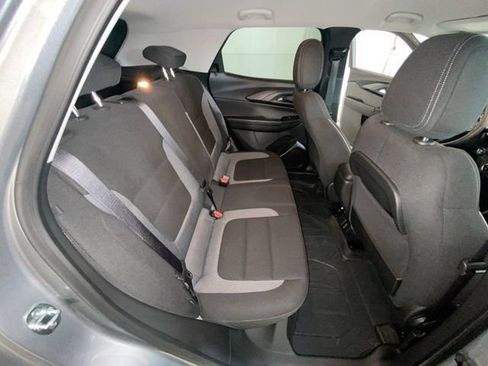 Used 2023 Chevrolet TrailBlazer LT FWD image 11