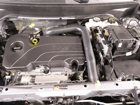 Used 2024 Chevrolet Equinox LT image 18