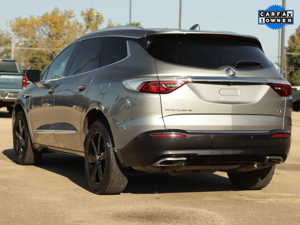 Used 2023 Buick Enclave Essence w/ Sport Touring Edition FWD image 5