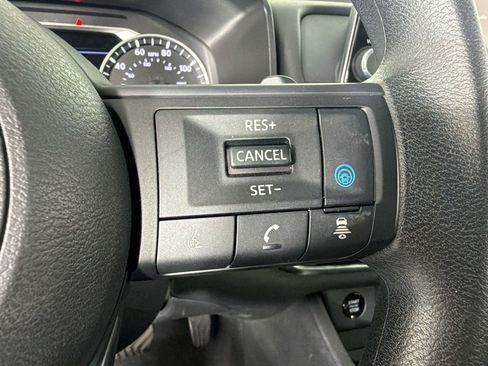 Used 2024 Nissan Rogue SV AWD/4WD image 17