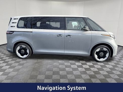 New 2025 Volkswagen ID. Buzz Pro S Plus image 2